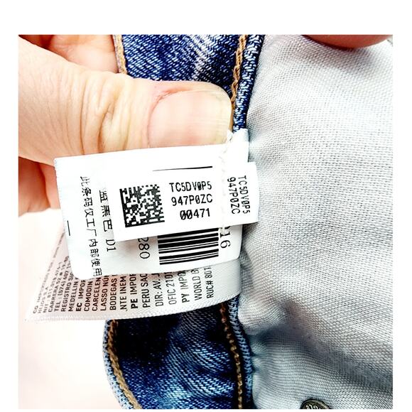 American Eagle Low Rise Baggy Straight Leg Light Wash Distressed Women's Jeans - Picture 5 of 15